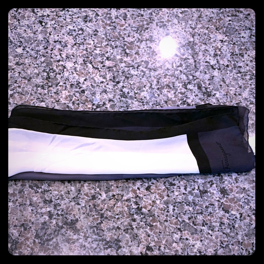Salvatore Ferragamo 💯 % Silk Scarf
